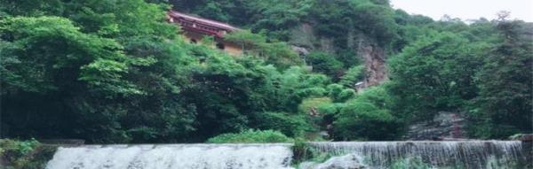 夏霖九天银瀑风景区