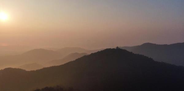 翁家山村