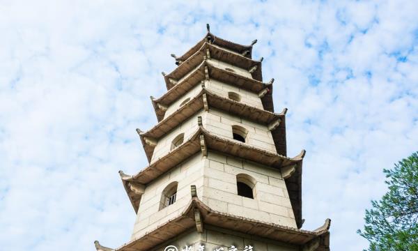 屏岩洞府