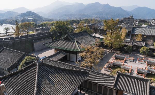 龙兴寺
