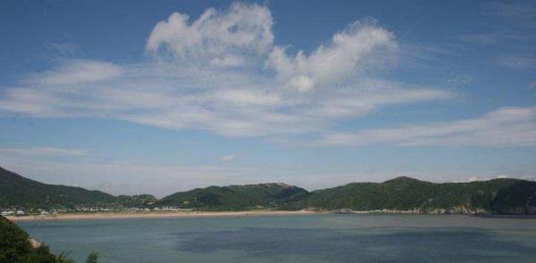 塔湾明镜湖