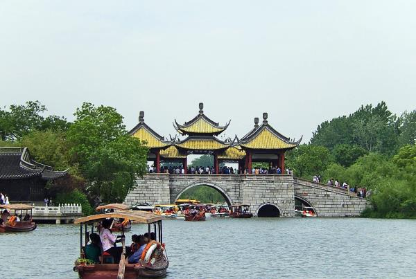 瘦西湖游船