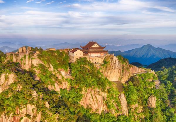 九华山