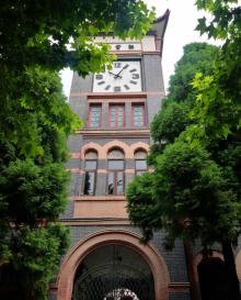 华东政法大学35