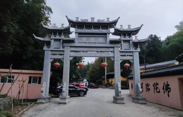 柏树庙