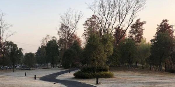 滨河公园