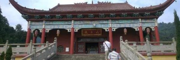 龙庆寺