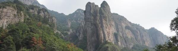 含珠峰