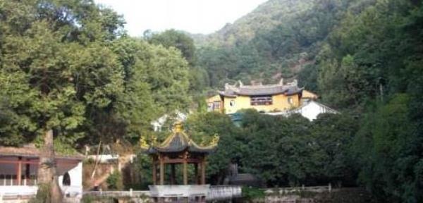 永嘉县桥头镇田垄寺