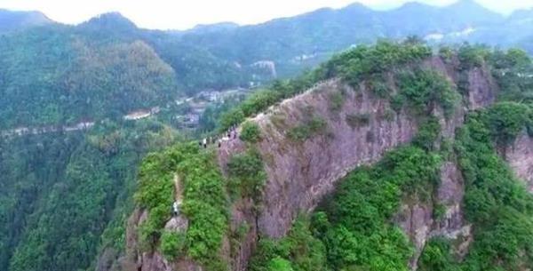石斑岩