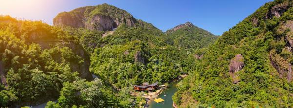 水岩风景区