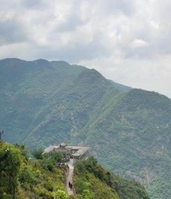 泰顺县龟湖镇-天梯岩