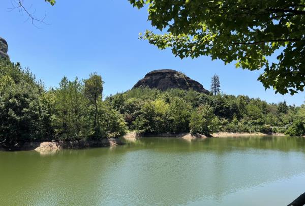 象鼻山游览区