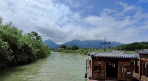 竹排漂流