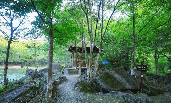 怪潭景区