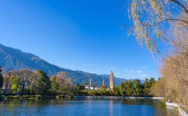 三塔寺