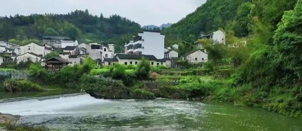 湖山村