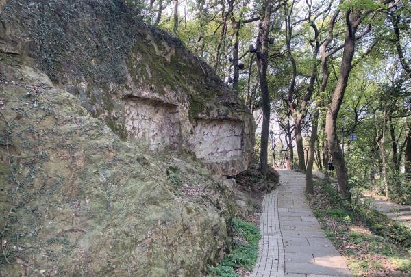 摩崖石刻