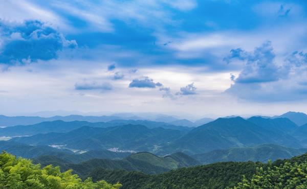 诸葛山