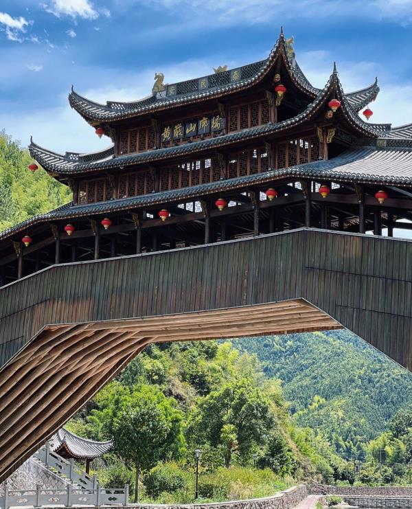 黄岩山廊桥