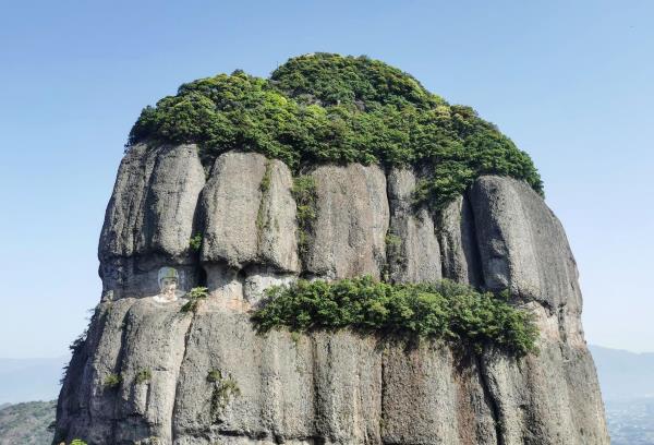 饭蒸岩