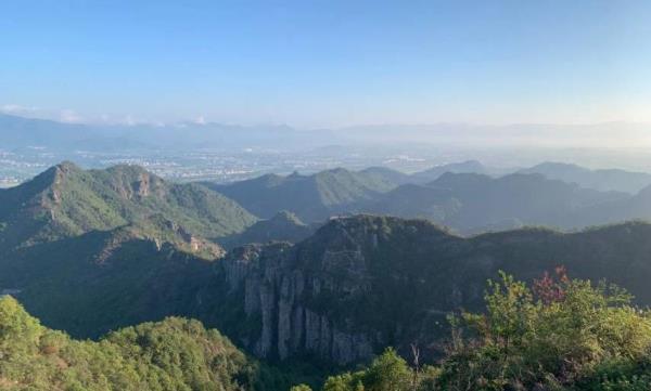 紫凝山