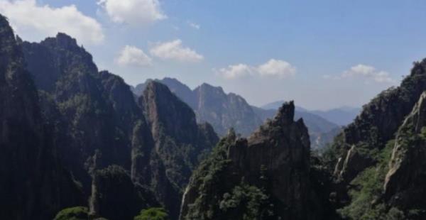 黄土岭大峡谷