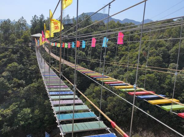 善见双尖山生态旅游景区