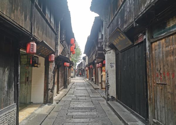 嘉善西街