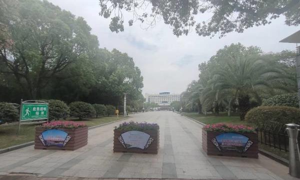 兰溪市府广场
