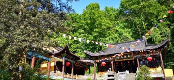 黄龙寺