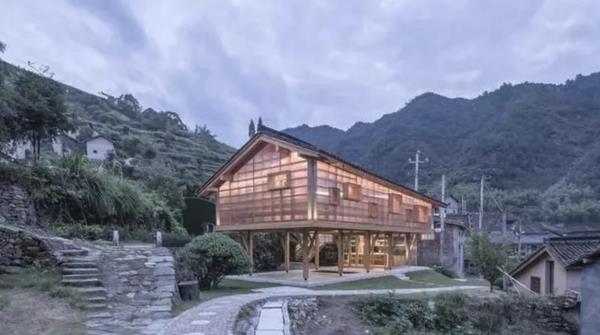 梁家山景区
