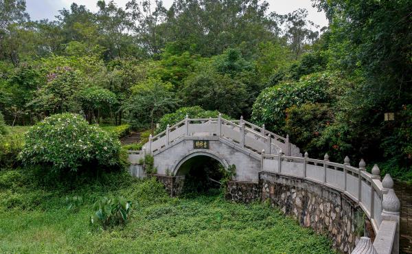 盘古王旅游区