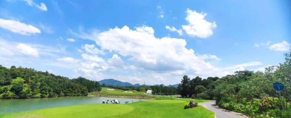 山城水都阳光湖农旅公园