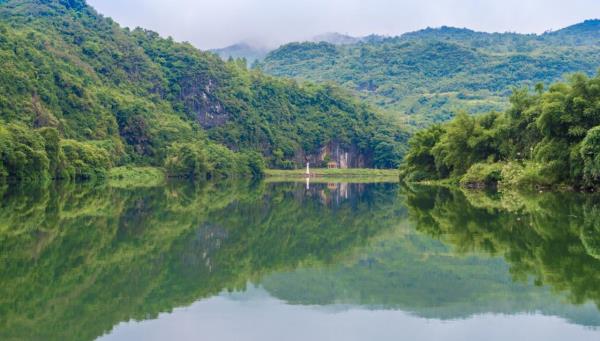 湟川三峡