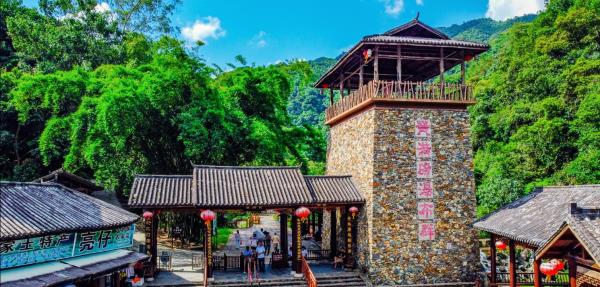黄满寨瀑布