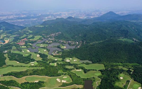 广东深圳云海谷高尔夫公众场