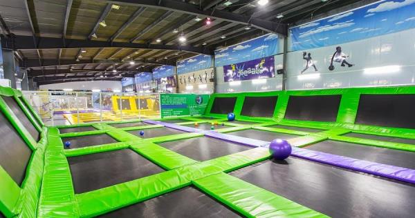 跃动蹦床公园SKYTIME TRAMPOLINE PARK