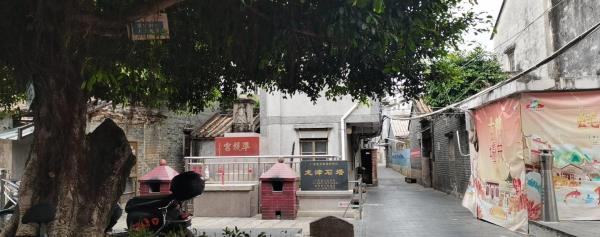 龙津石塔