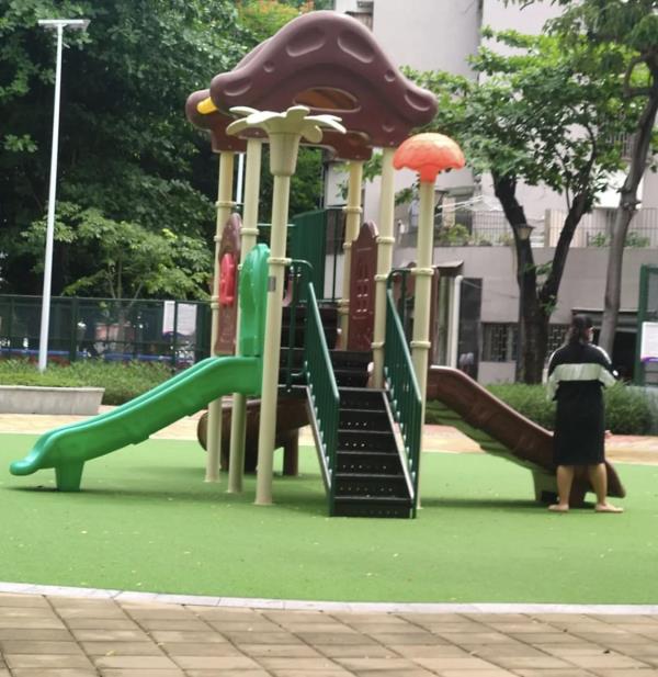 沿河社区公园