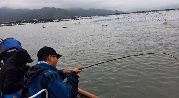 鲷多多海钓场