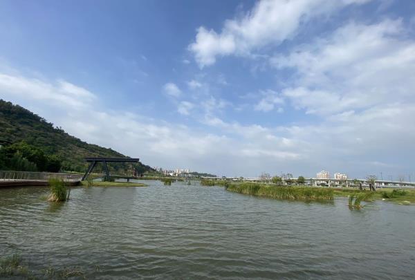 白藤湖