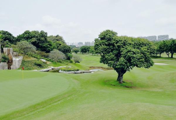 东莞峰景高尔夫球会