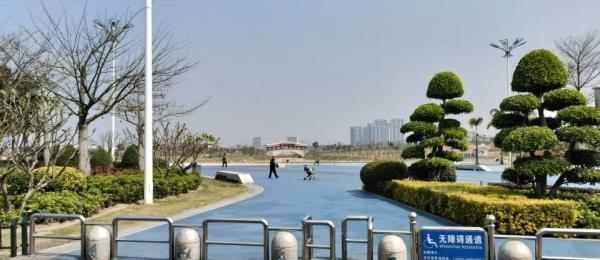 马銮湾环湾带状公园