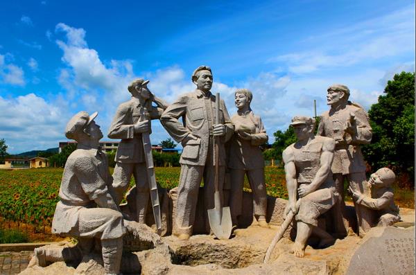 共和国摇篮旅游区-红井景区
