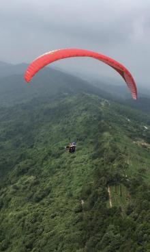 观音岩滑翔伞2