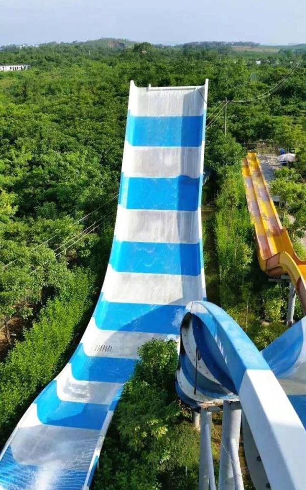 德湖水上乐园