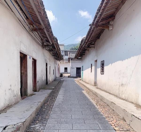 畲族村