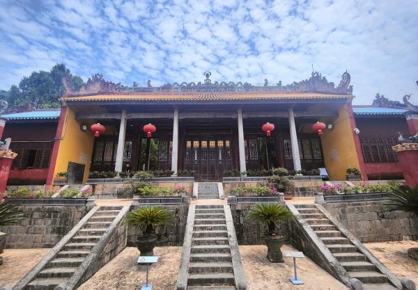 周渭祠
