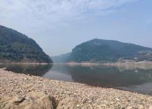 金刚碑・古树下的江村4